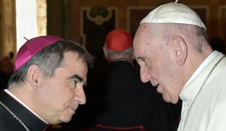 Vaticano, pubblicato l’audio della telefonata tra il Papa e Becciu – ASCOLTA